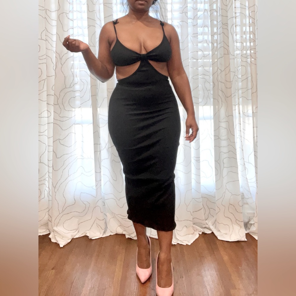 Ribbed Cotton Cutout Midi Dress!